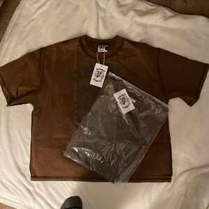 Saint Vanity Brand. Large Short Sleeve Shirt. New with Tags in Packaging.